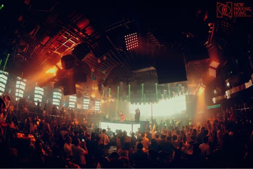 다낭 클럽 뉴오리엔탈 실내 내부 사진 전경 이미지