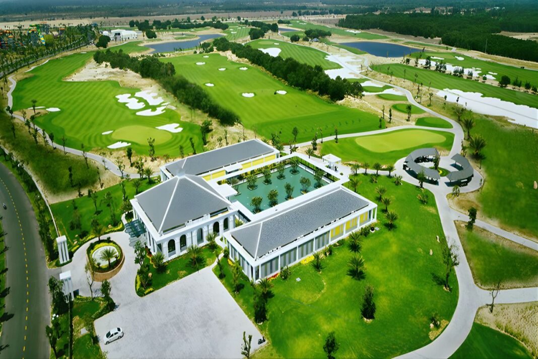 다낭 골프 고급 리조트와 빈펄랜드, 사파리 등의 테마파크 그리고 골프장이 있는 “남호이안 빈펄 골프 클럽”